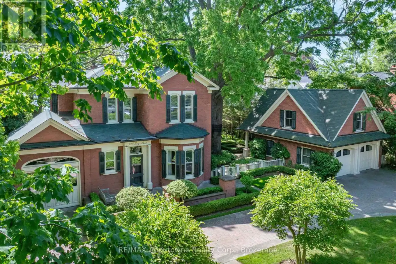 350 King Street, Oakville (OO Old Oakville)