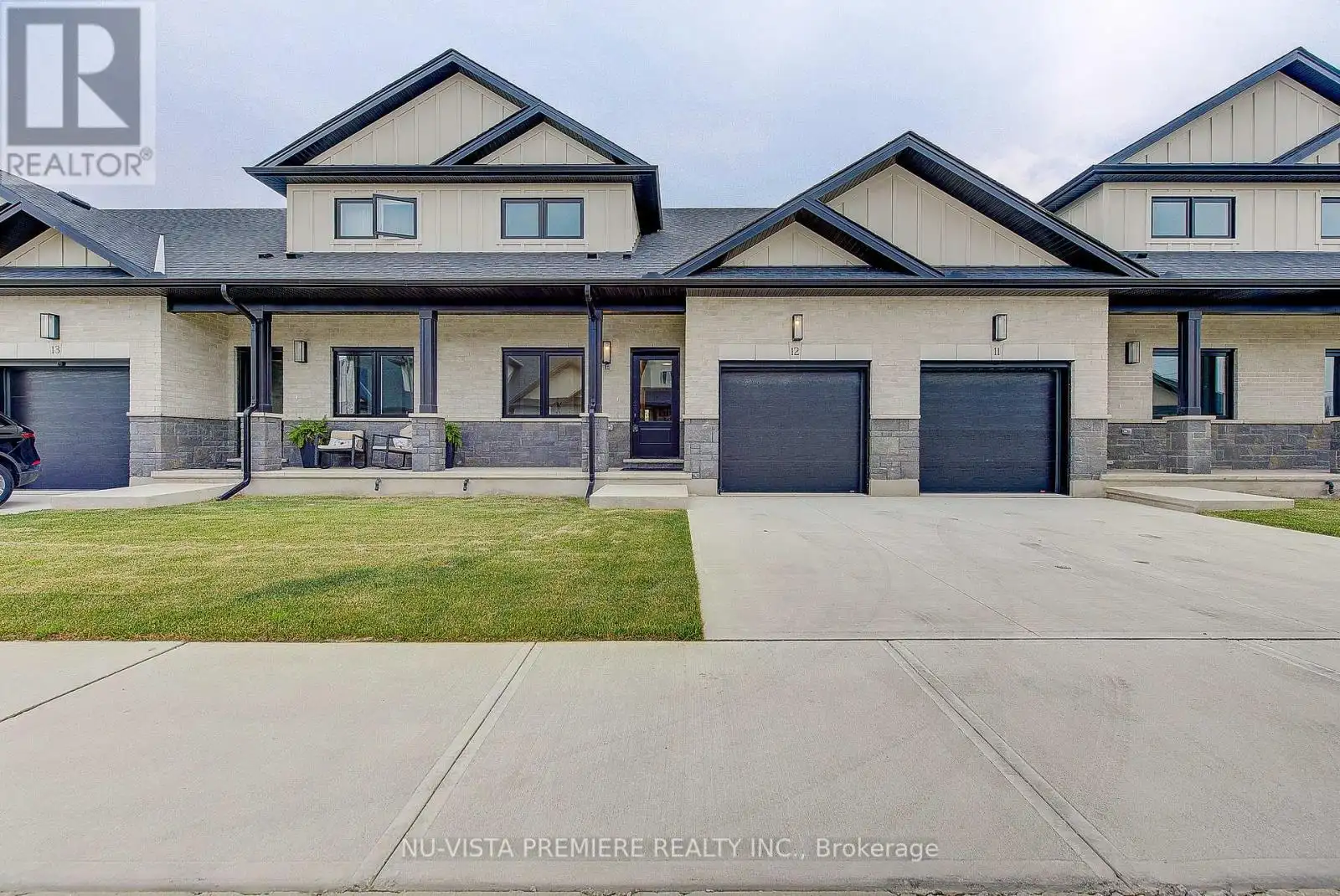 214 ST CLAIR Boulevard Unit 46, St. Clair