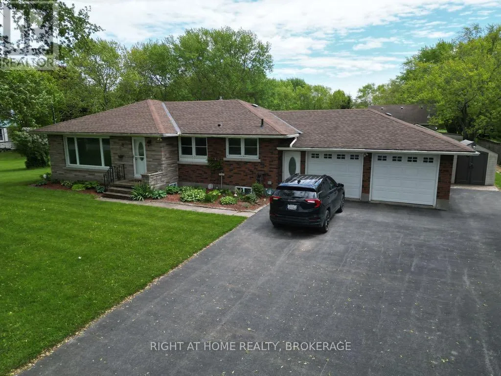 11191 Lakeshore Road, Wainfleet