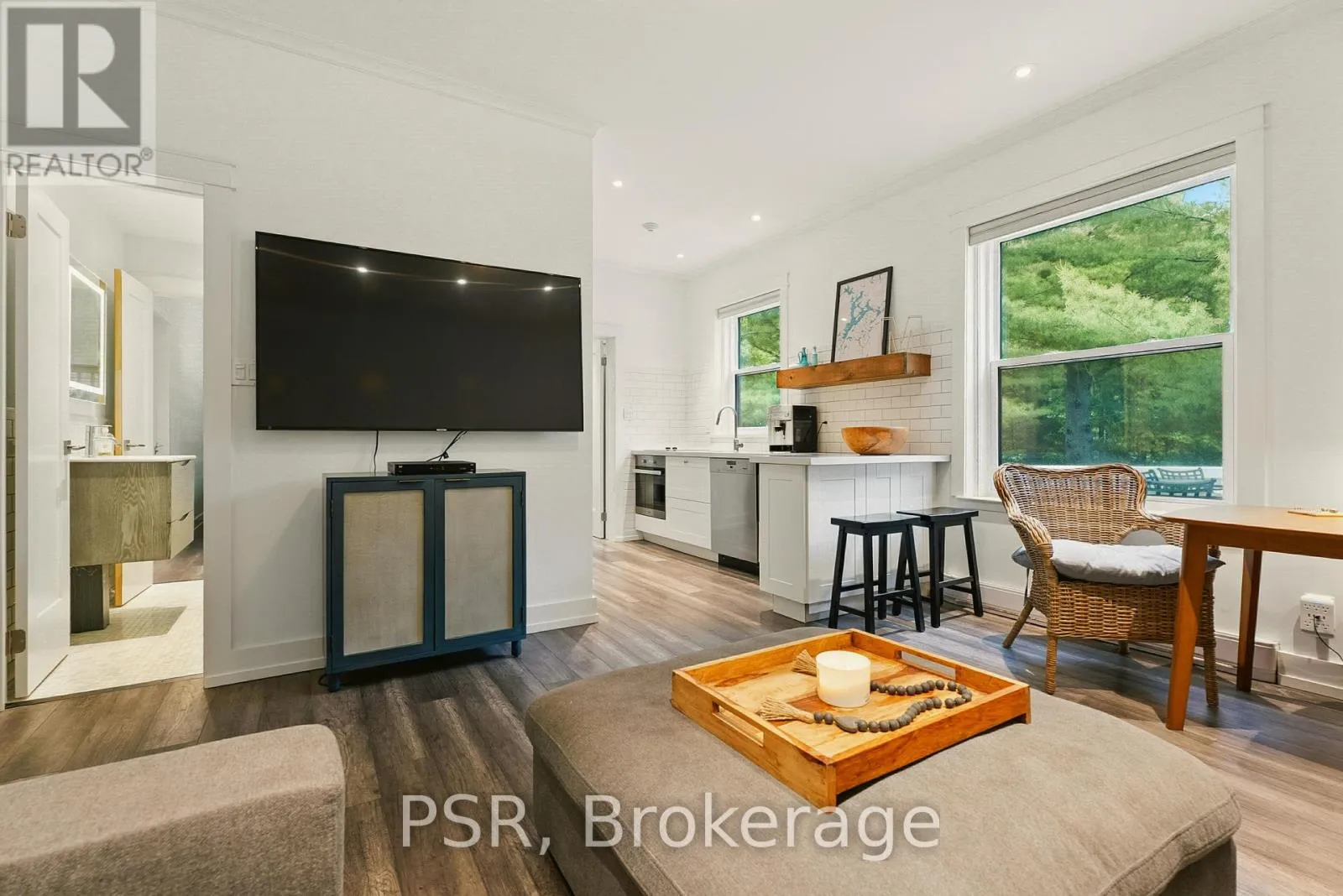 12 Bigwin Island Unit 118, Lake of Bays (Franklin)