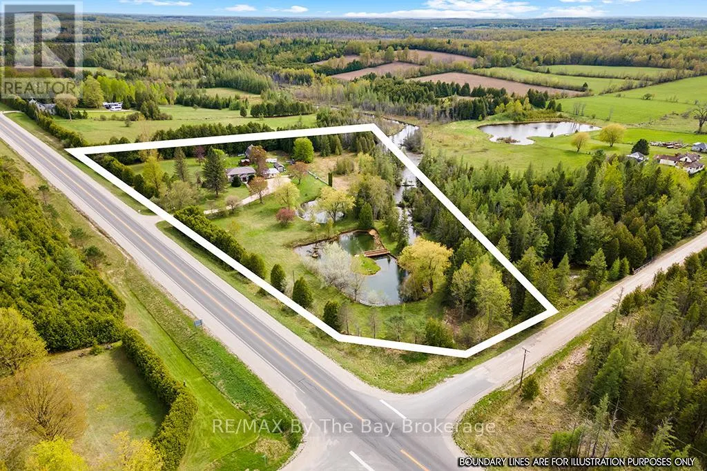 314936 6 Highway, West Grey