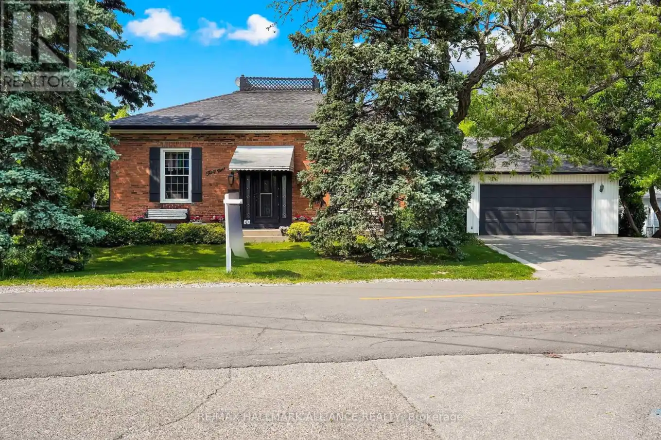39 Lakeview Drive, Hamilton (Stoney Creek)