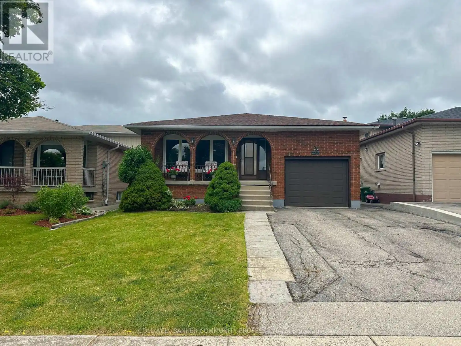 233 Lawnhurst Court, Hamilton (Lawfield)