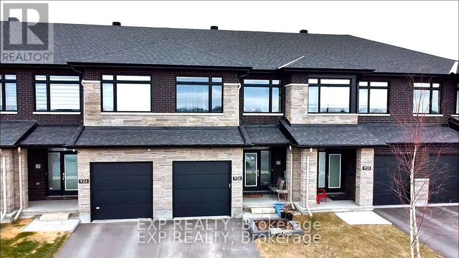 926 Brian Good Avenue, Ottawa