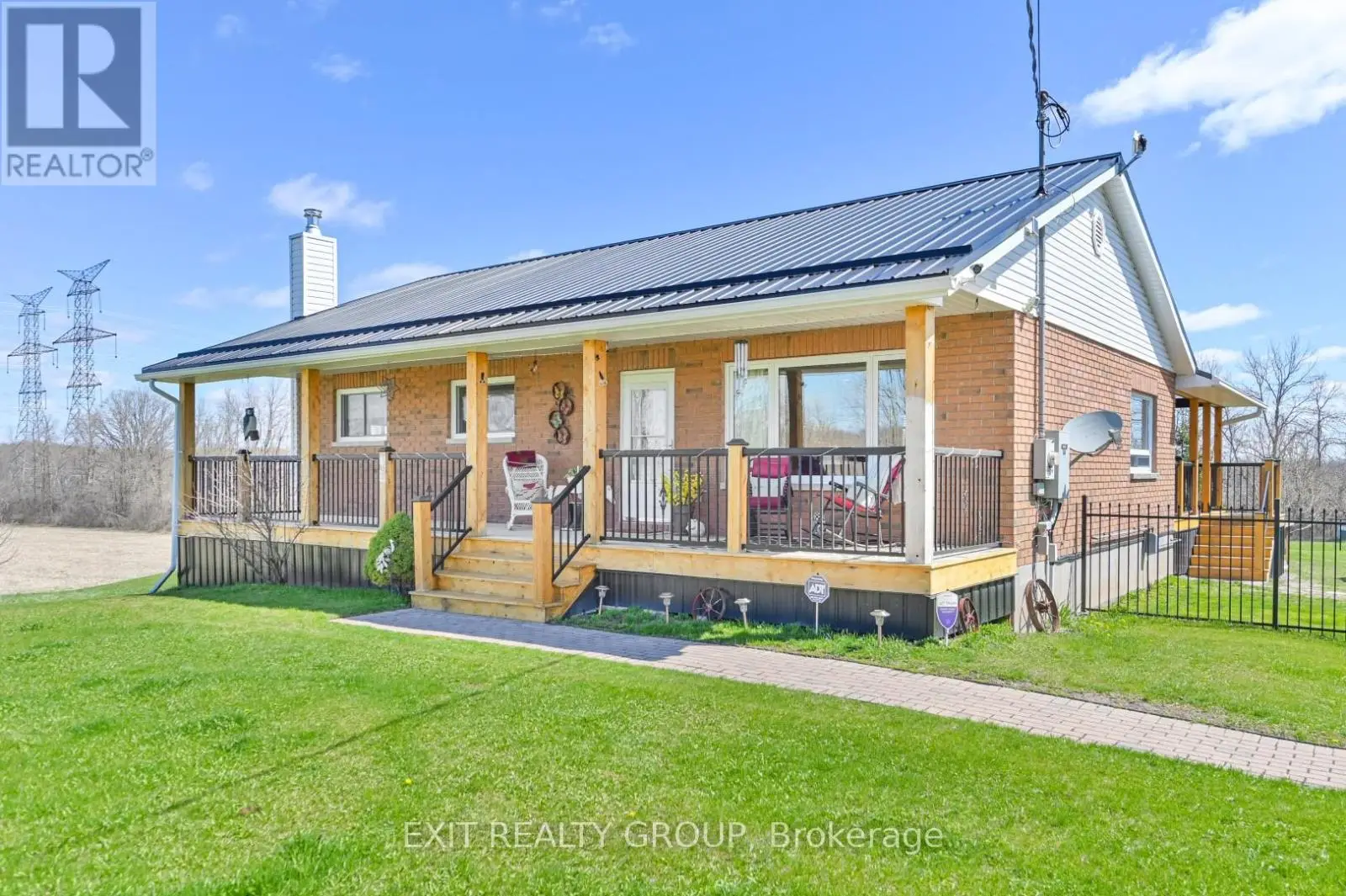1690 Wallbridge Loyalist Road, Quinte West (Sidney Ward)