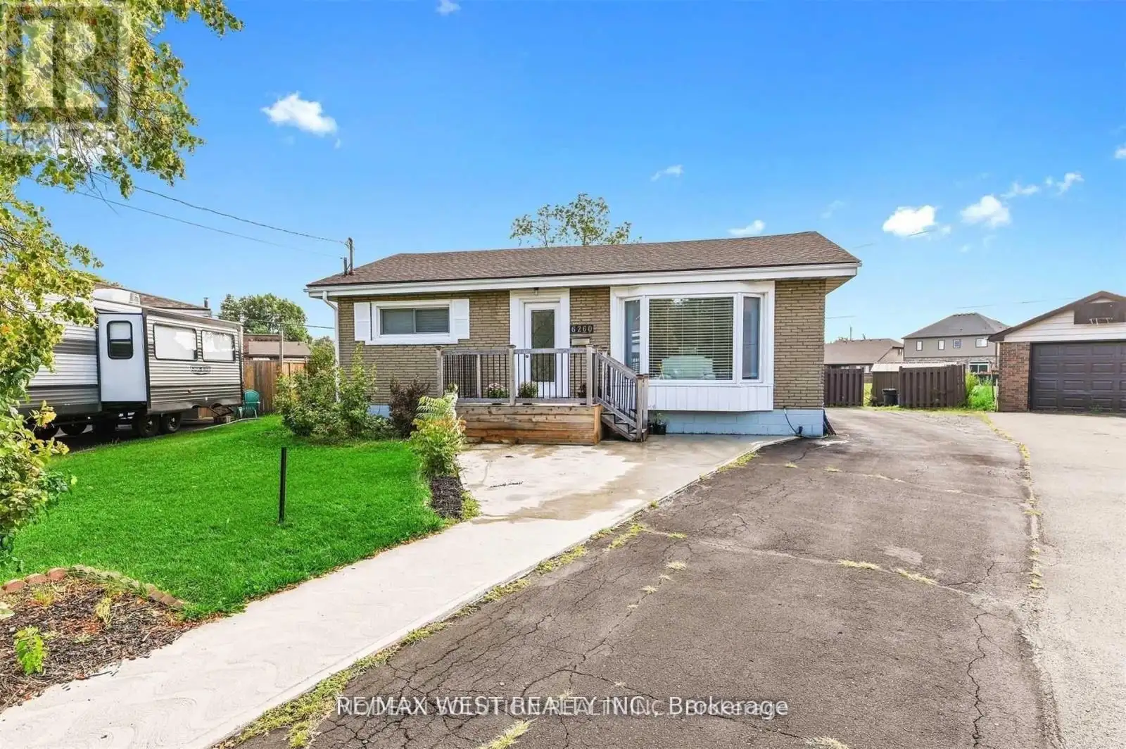 6260 Ellsworth Place, Niagara Falls (Oldfield)