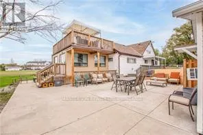 9208 Lundys Lane, Niagara Falls (Forestview)