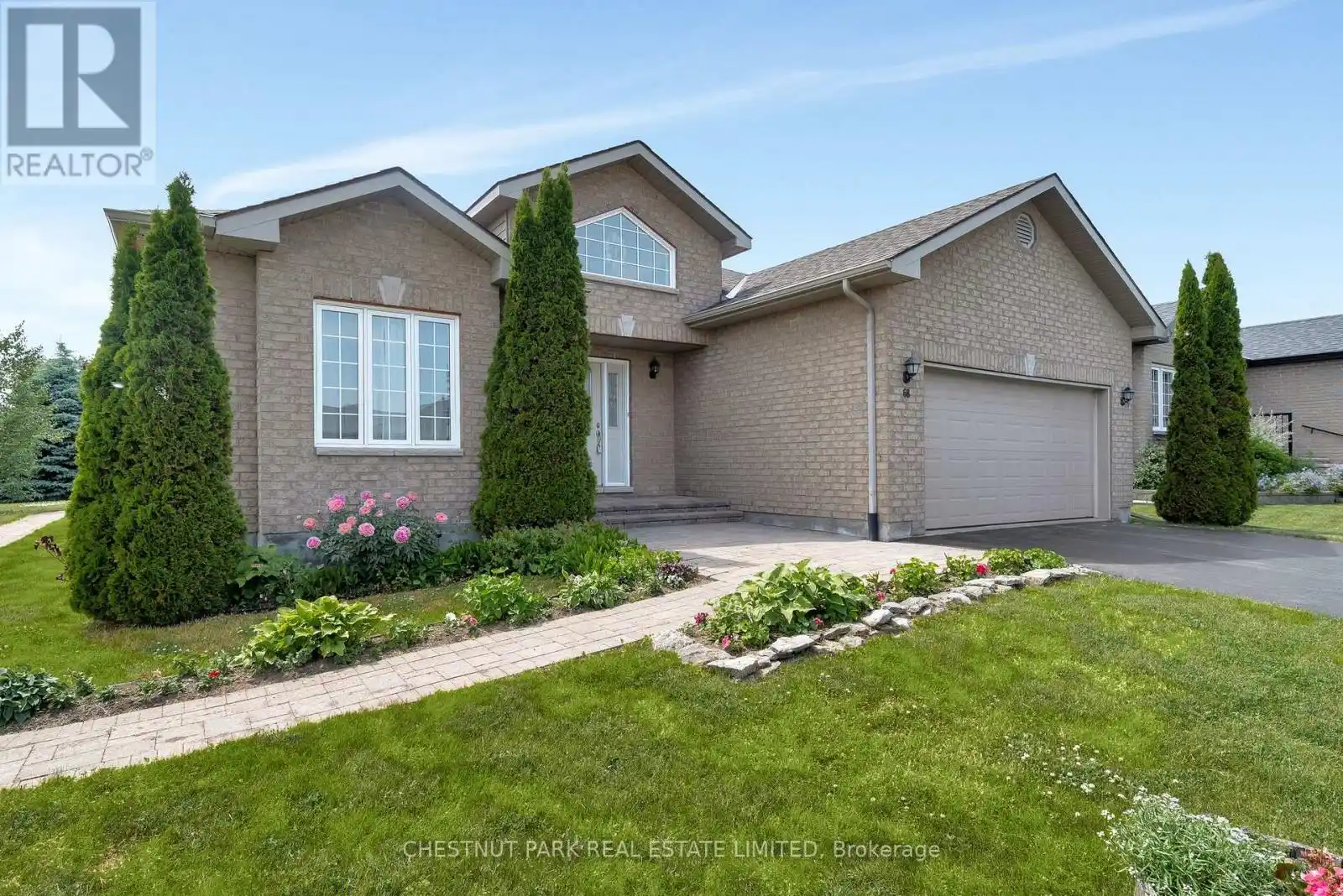 68 Maplehurst Crescent, Prince Edward County (Wellington Ward)