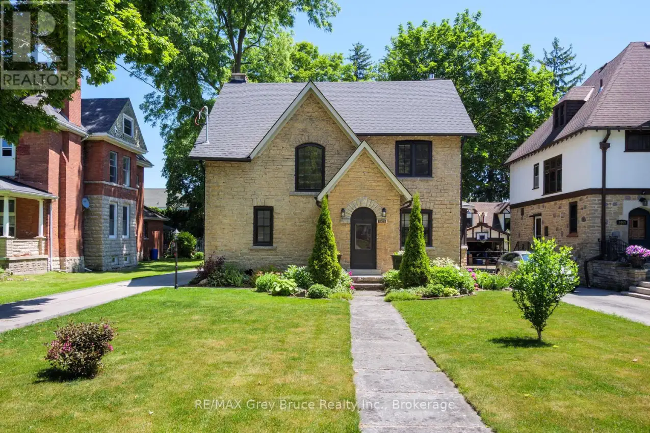 1075 4th Avenue West, Owen Sound