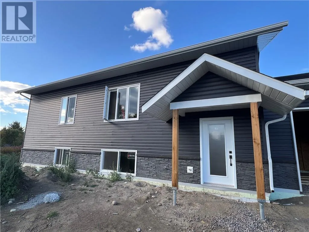 3 Bedroom House in St. Charles