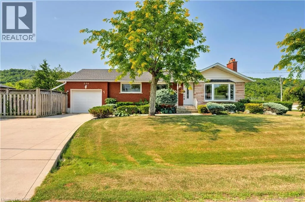 224 GLENHOLME Avenue, Stoney Creek
