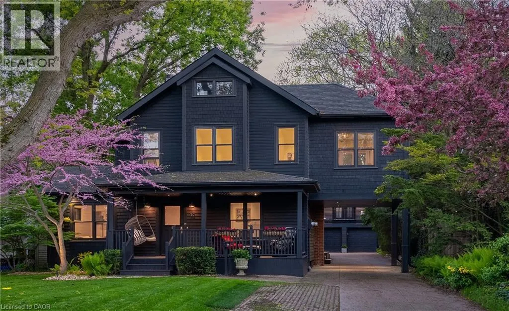 52 KERR Street, Oakville