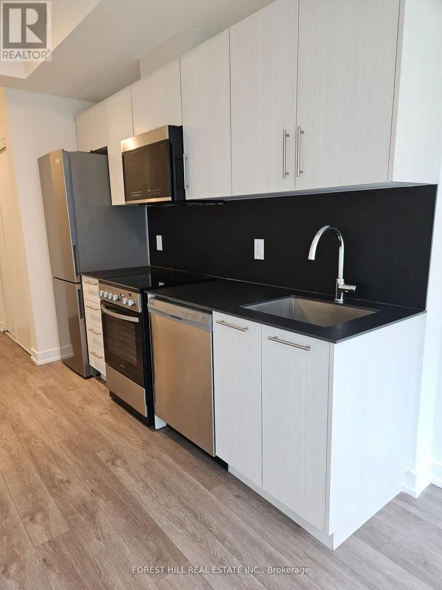 871 Sheppard Avenue West Unit TH16, Toronto (Clanton Park)