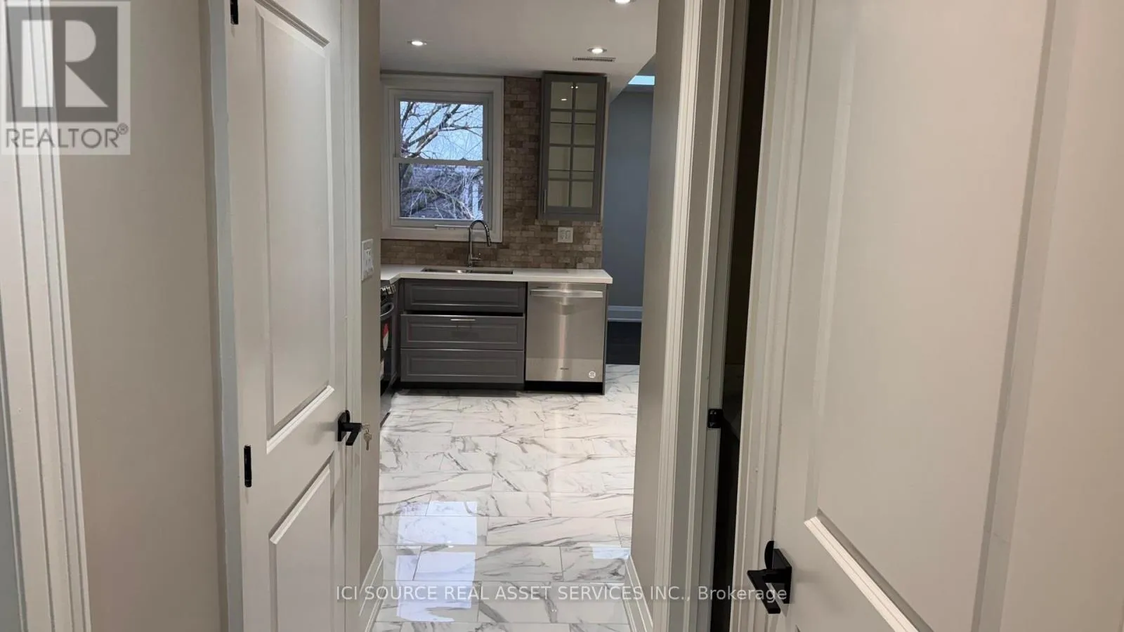615 College Street Unit Unit A, Toronto (Trinity-Bellwoods)