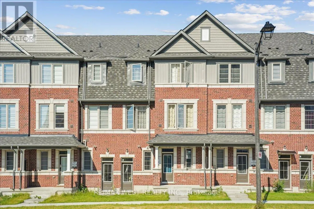 115 Air Dancer Crescent, Oshawa (Windfields)