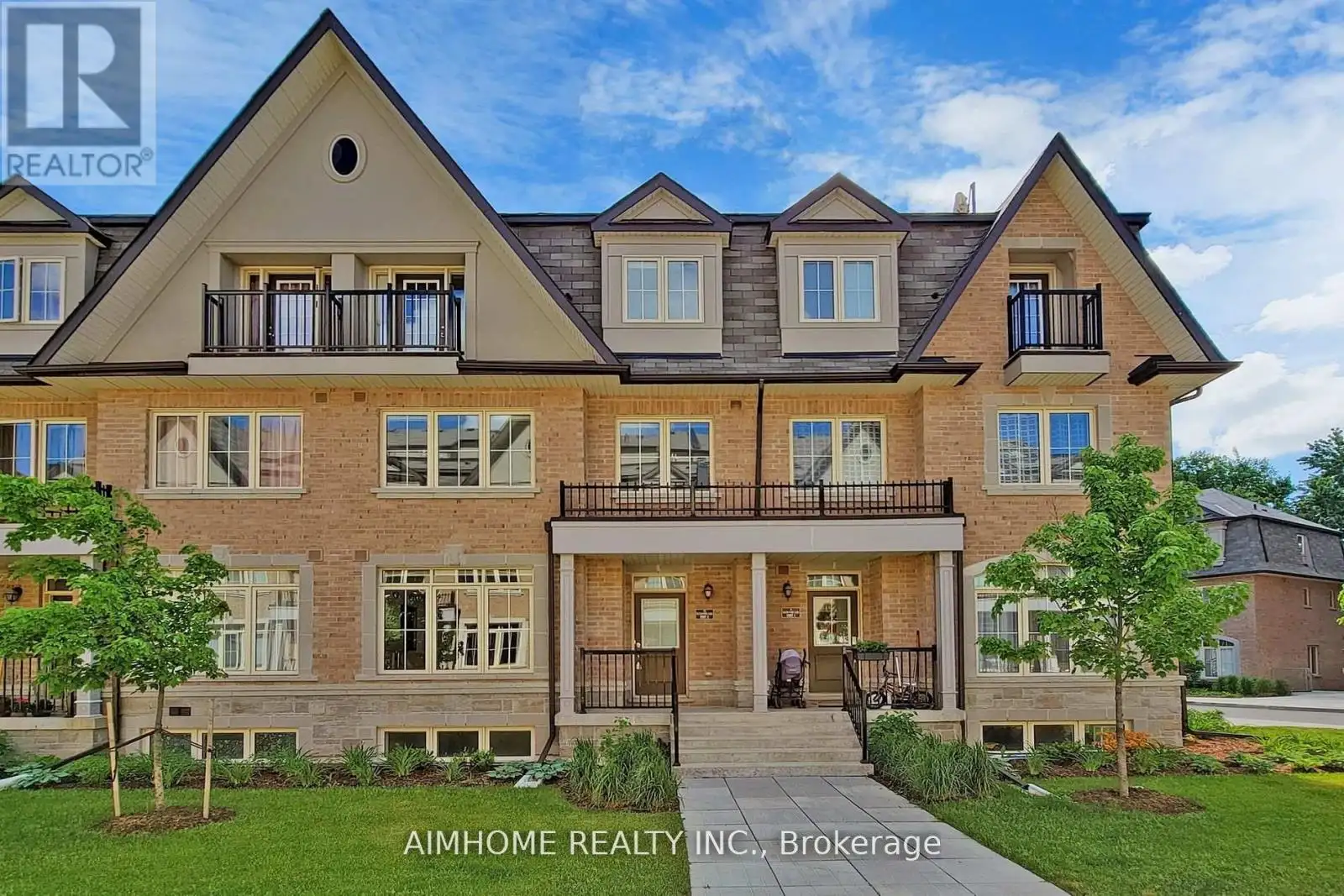 2-4 Eaton Park Lane, Toronto (L’Amoreaux)