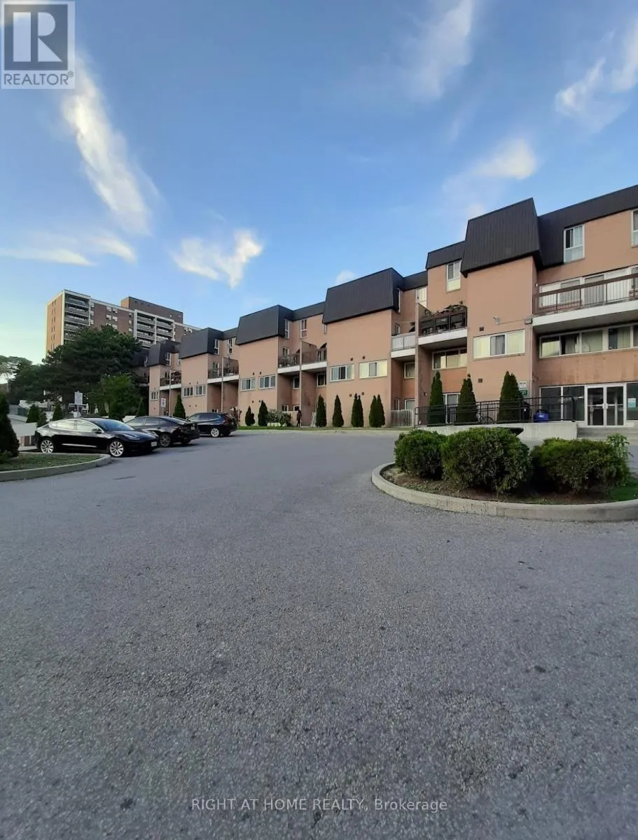 100 Mornelle Court North Unit 1013, Toronto (Morningside)
