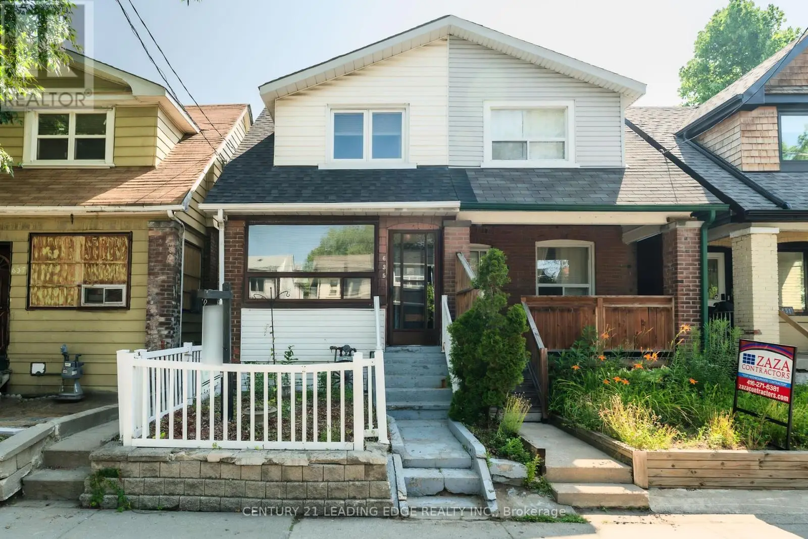 635 Coxwell Avenue, Toronto (Woodbine Corridor)