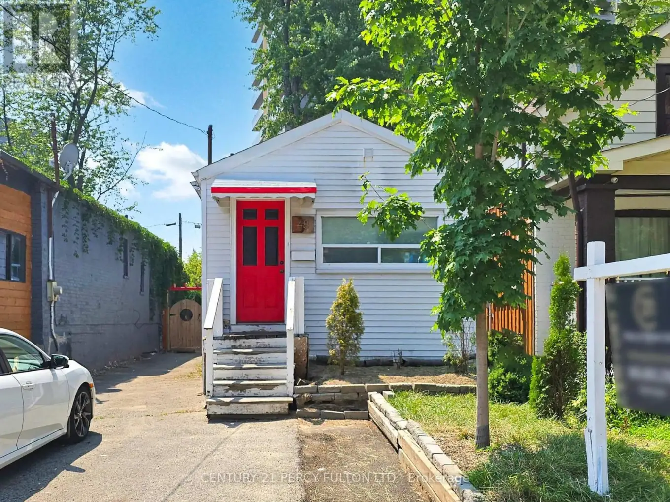 48 St Dunstan Drive, Toronto (Oakridge)