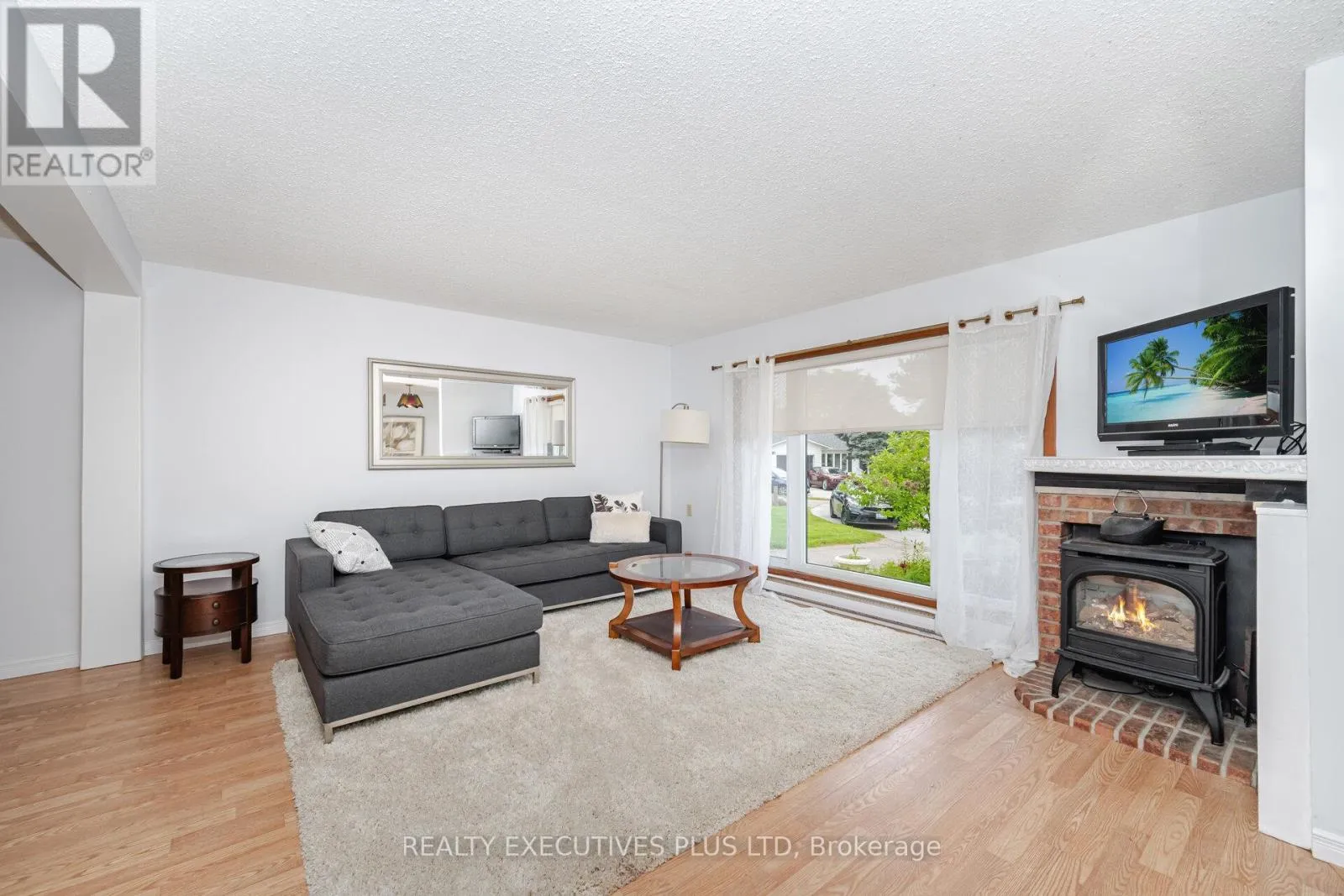 5 Pineview Court, New Tecumseth