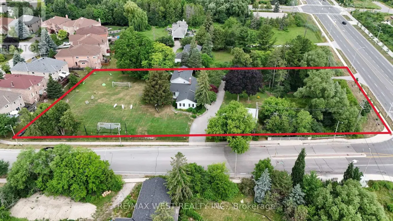 11222 Bayview Avenue, Richmond Hill (Devonsleigh)