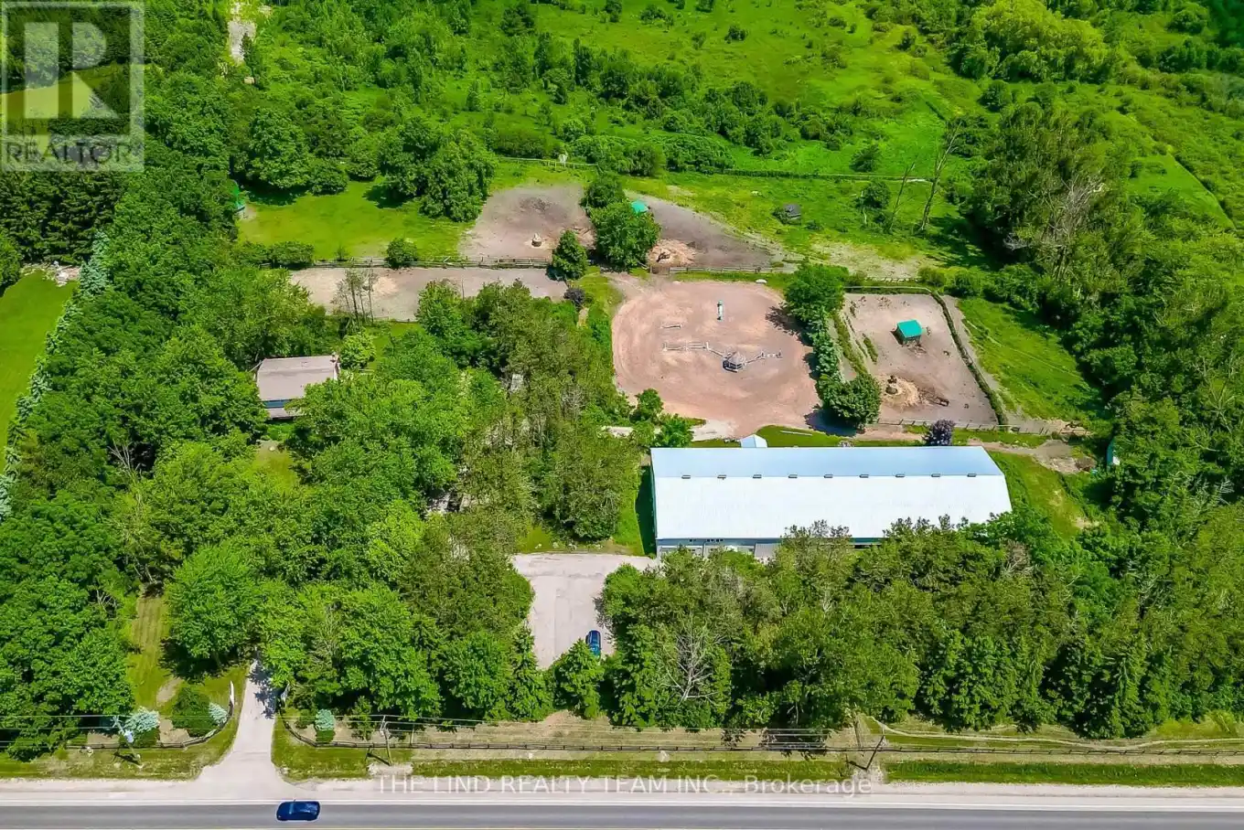 15809 Dufferin Street, King