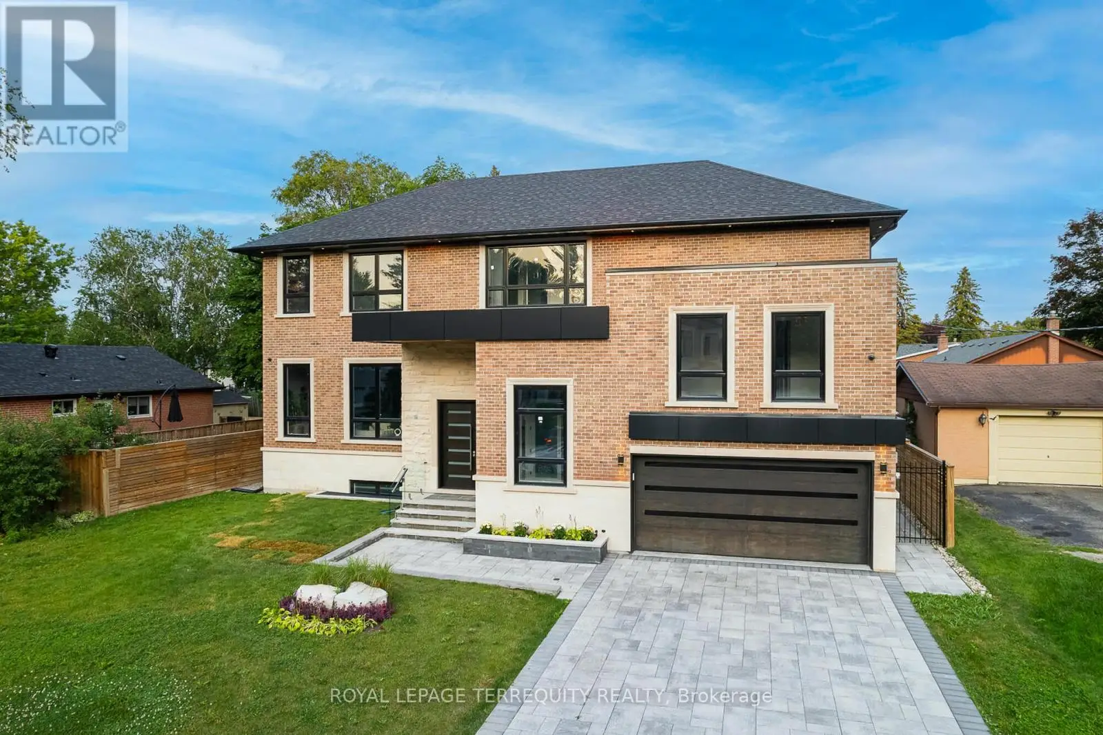 45 Seaton Drive, Aurora (Aurora Highlands)
