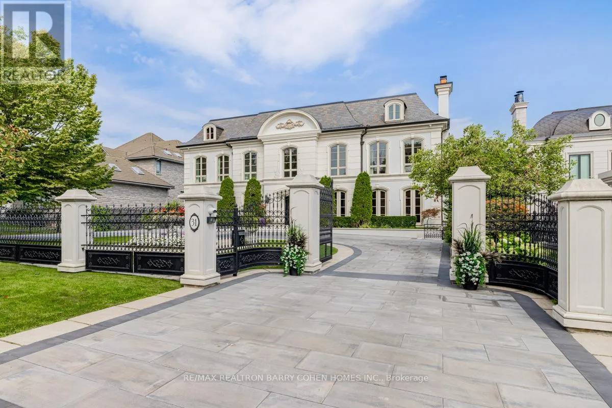 31 Thornbank Road, Vaughan (Uplands)