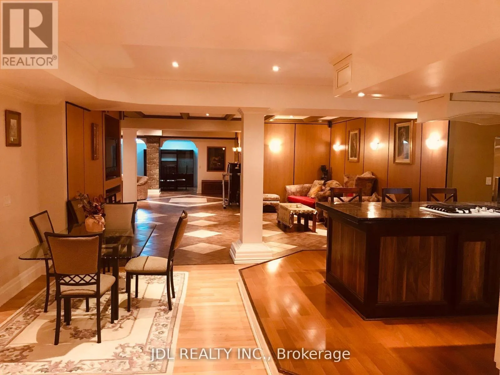15 Lake Woods Drive, Whitchurch-Stouffville (Ballantrae)