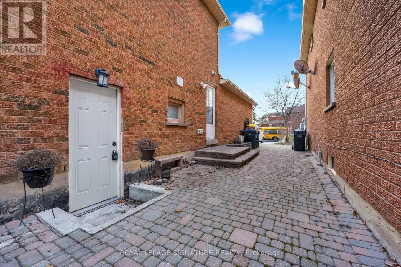 4502 Violet Road, Mississauga (East Credit)