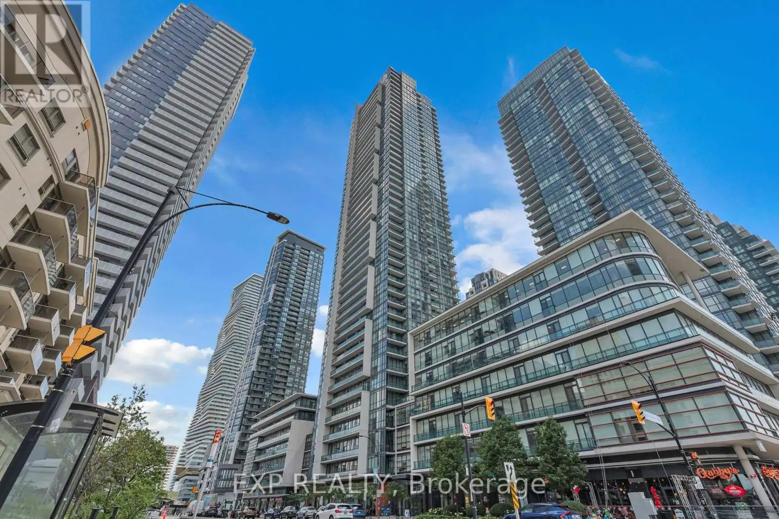 4070 Confederation Parkway Southeast Unit PH2, Mississauga (Creditview)
