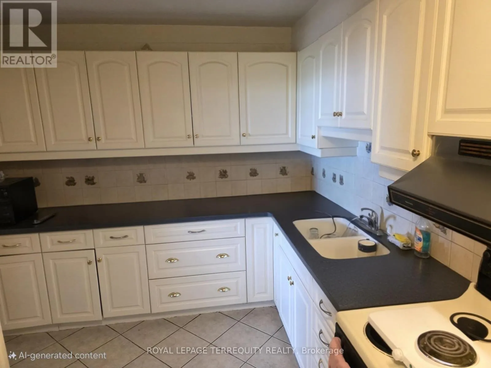 85 Emmett Avenue Unit 1810, Toronto (Mount Dennis)