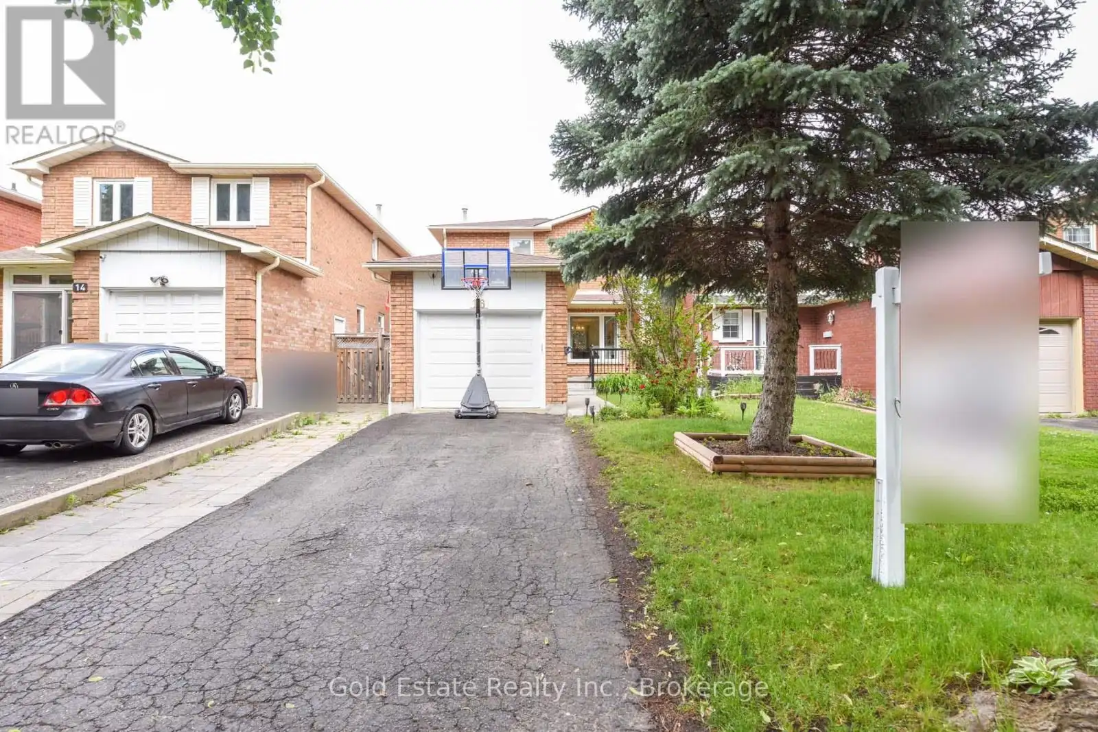 16 Langholm Court, Brampton (Heart Lake West)