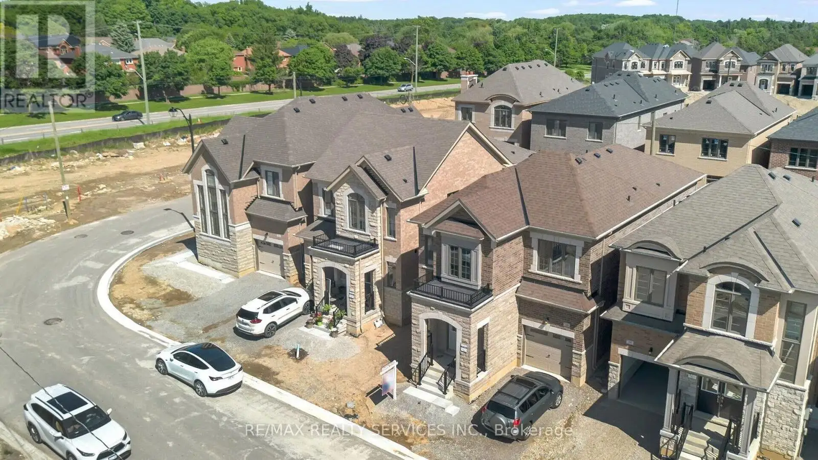 34 Sapwood Crescent, Brampton (Snelgrove)