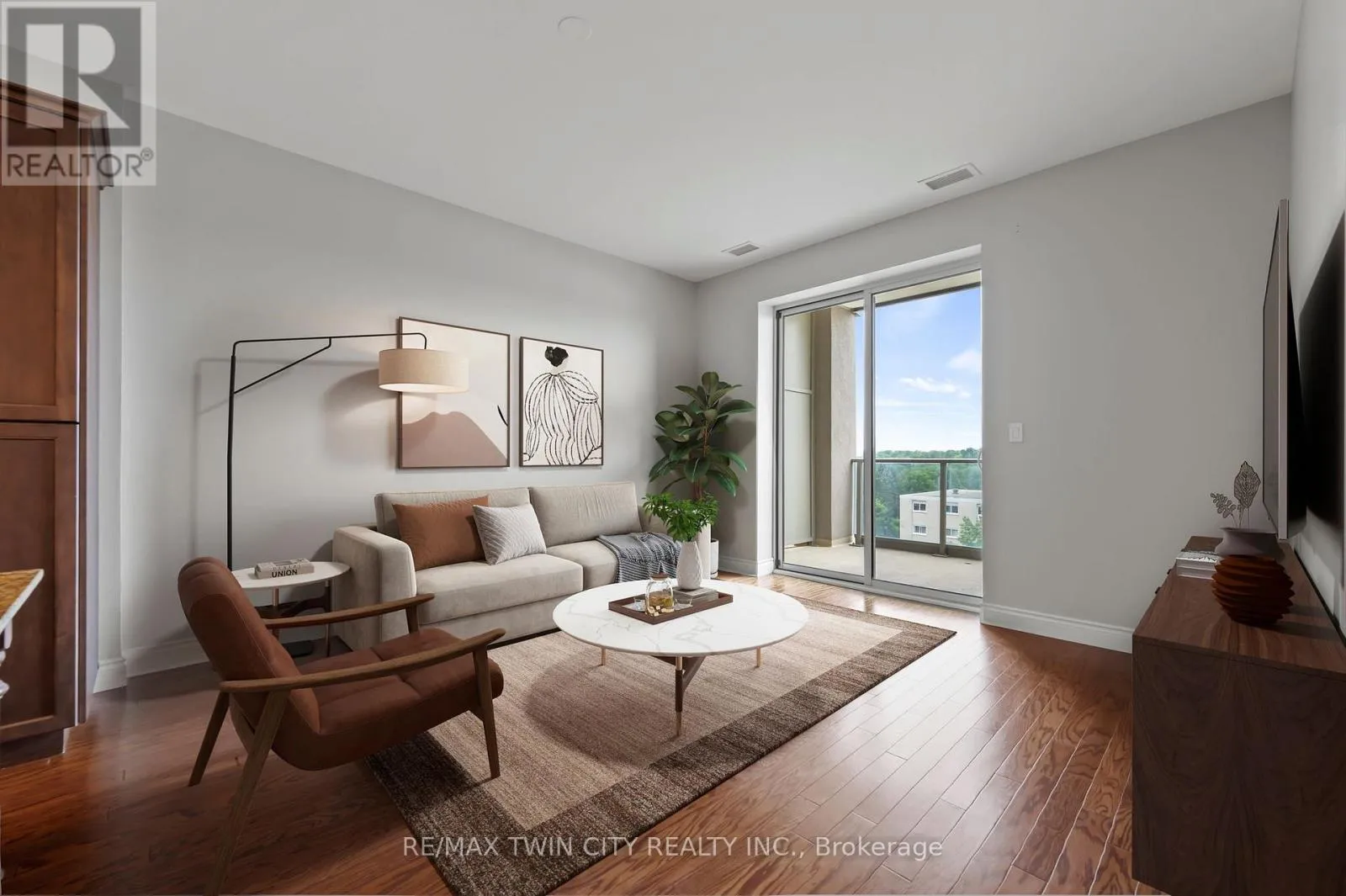 223 Erb Street West Unit 704, Waterloo
