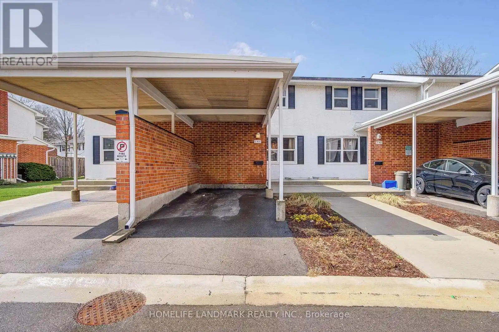 401 Keats Way Unit 2, Waterloo