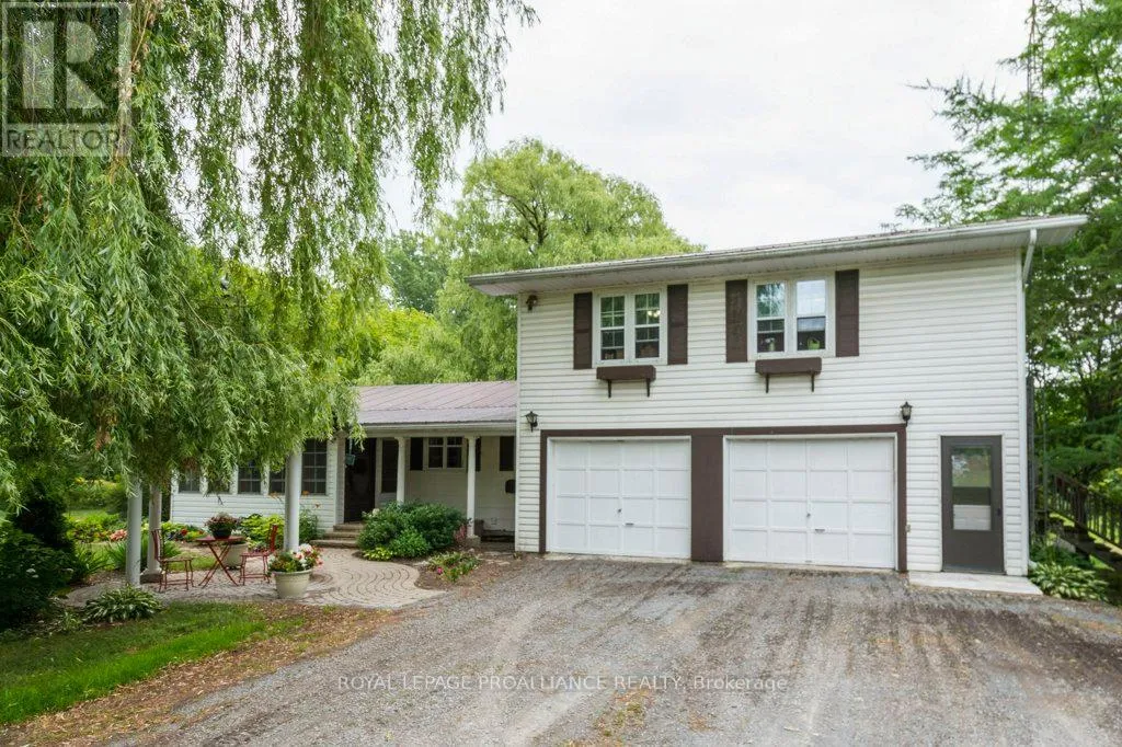 21 Storms Lane, Prince Edward County (South Marysburg Ward)