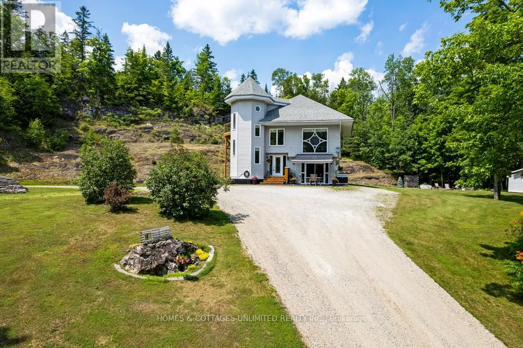 9537 509 Highway, North Frontenac