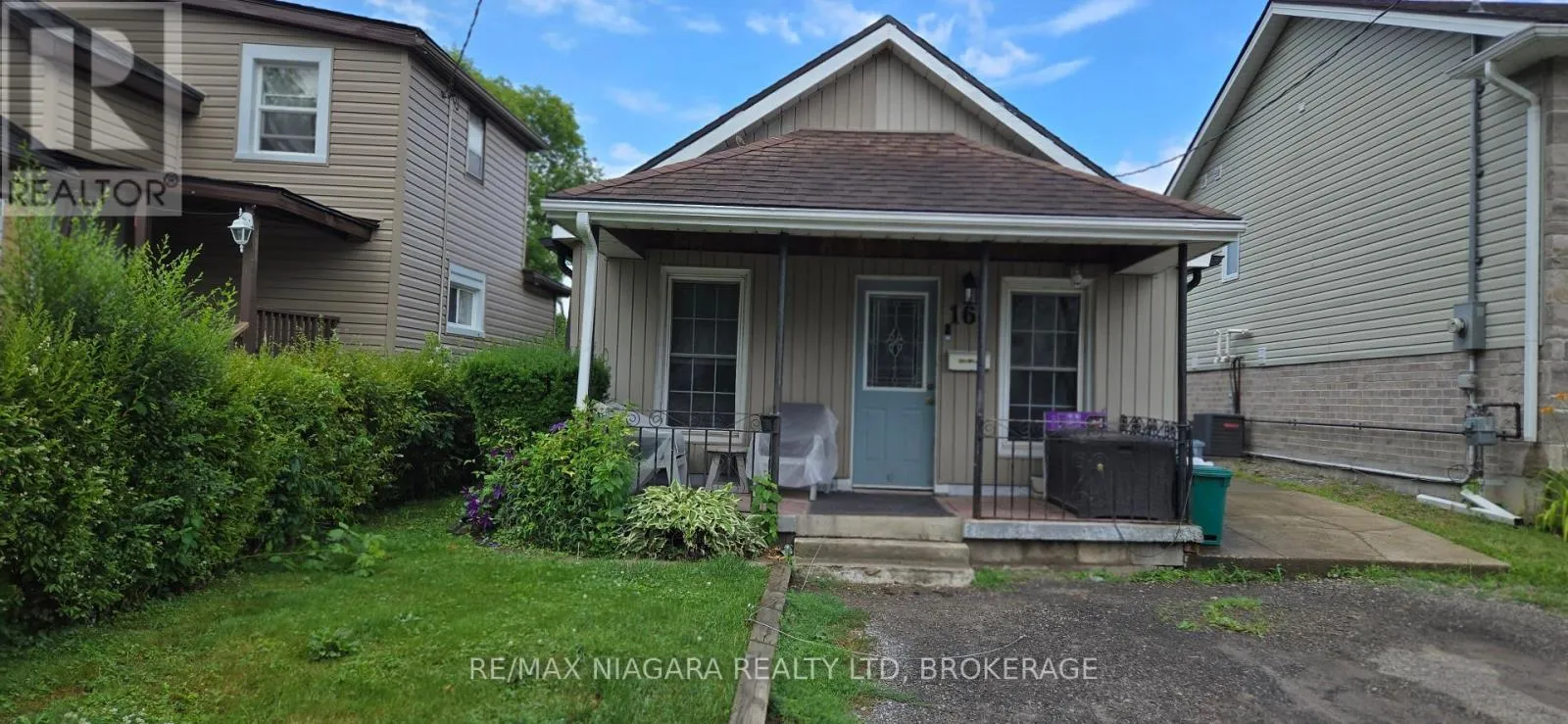 16 Churchill Street, St. Catharines (Western Hill)