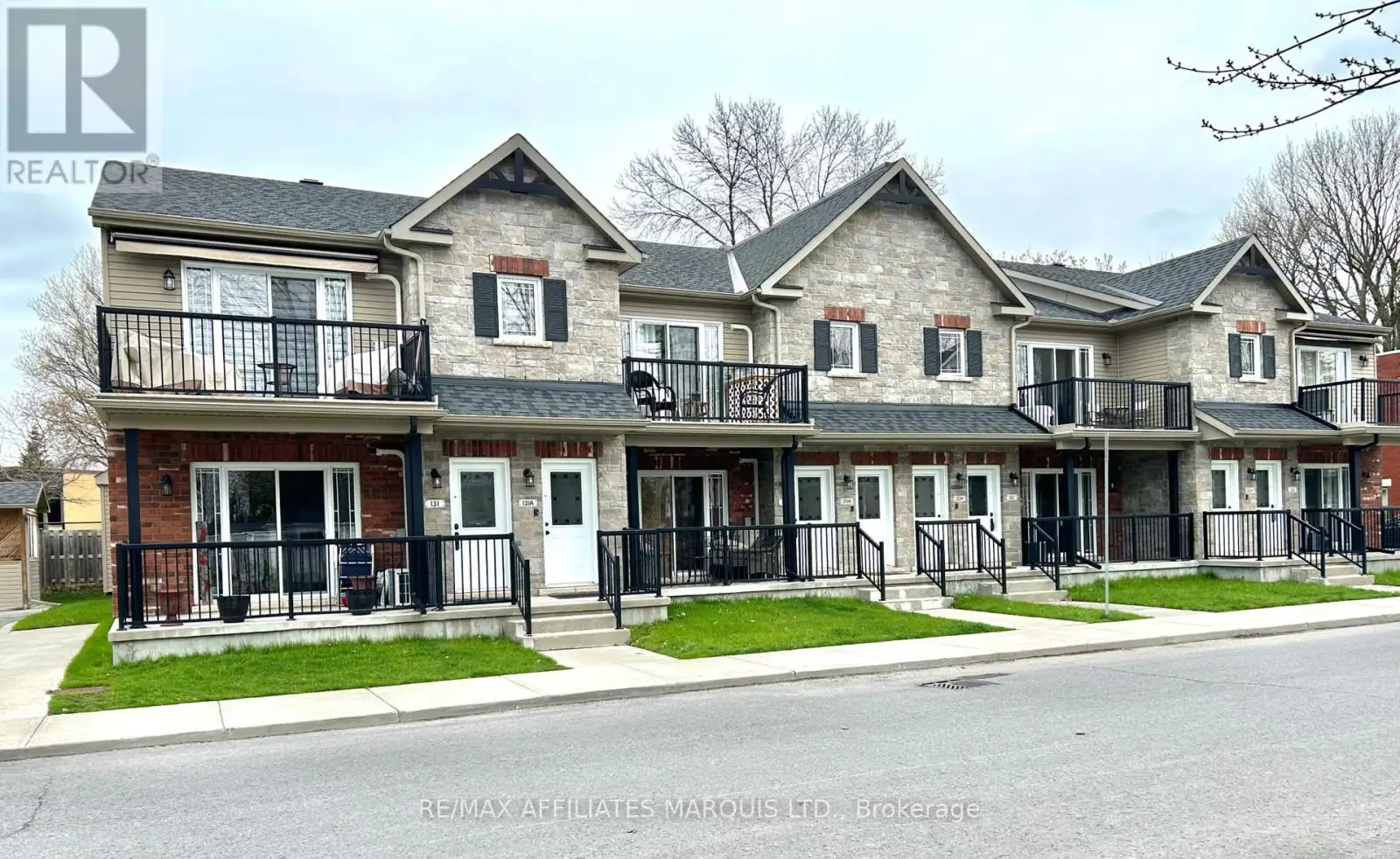 229 WATER Street East Unit 206, Cornwall