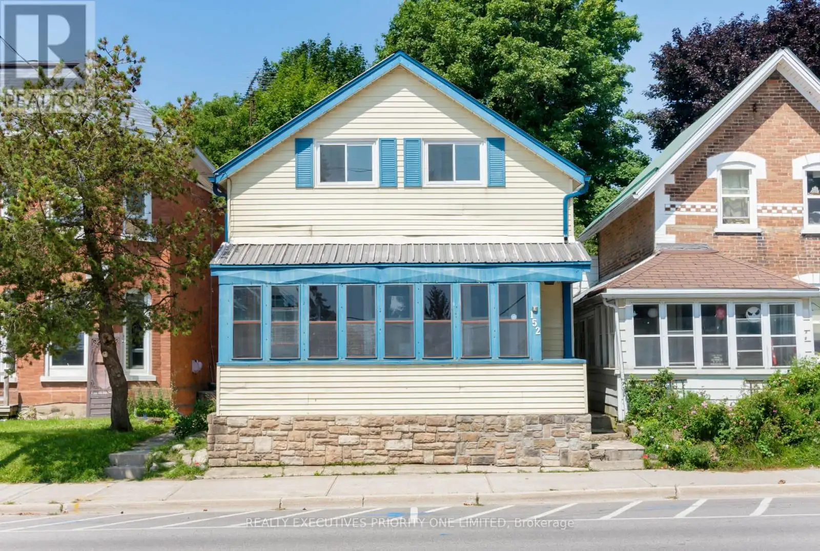 152 Main Street West, Shelburne