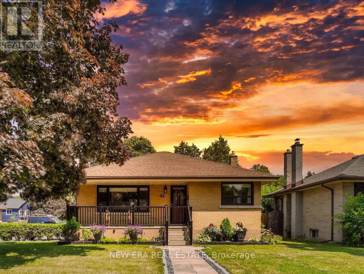 43 Rowanwood Avenue, Brantford