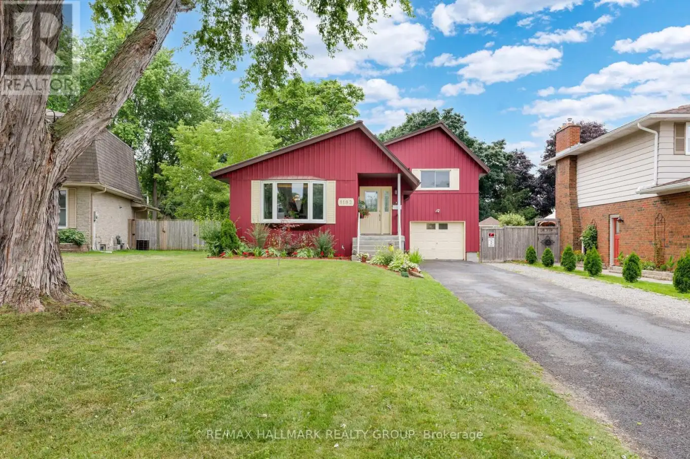 1182 Queensland Place, Brockville