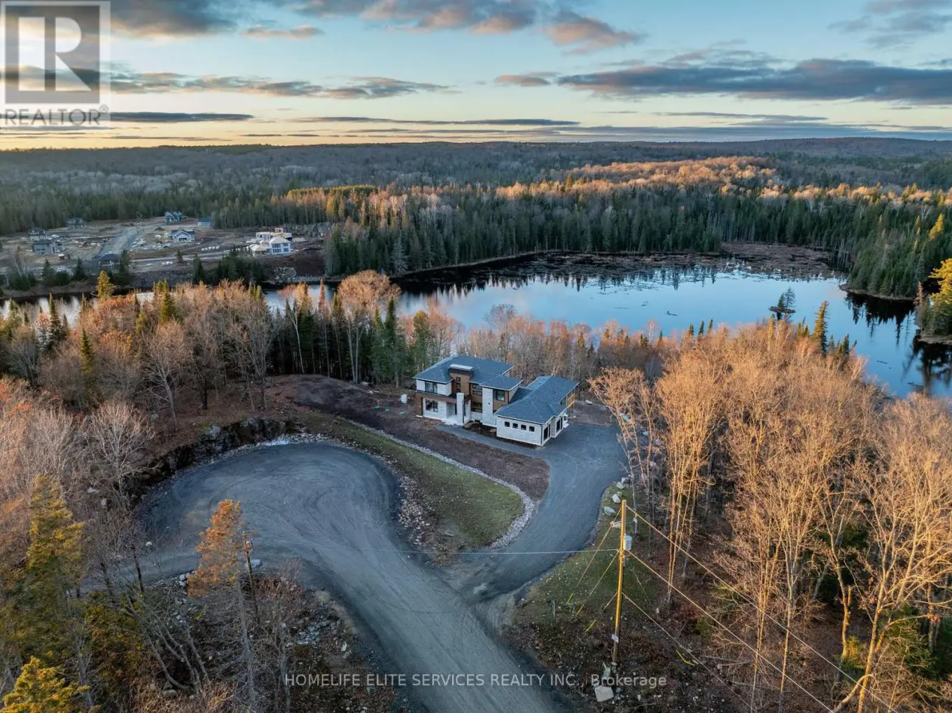 1008 Napier Court, Lake of Bays (Franklin)