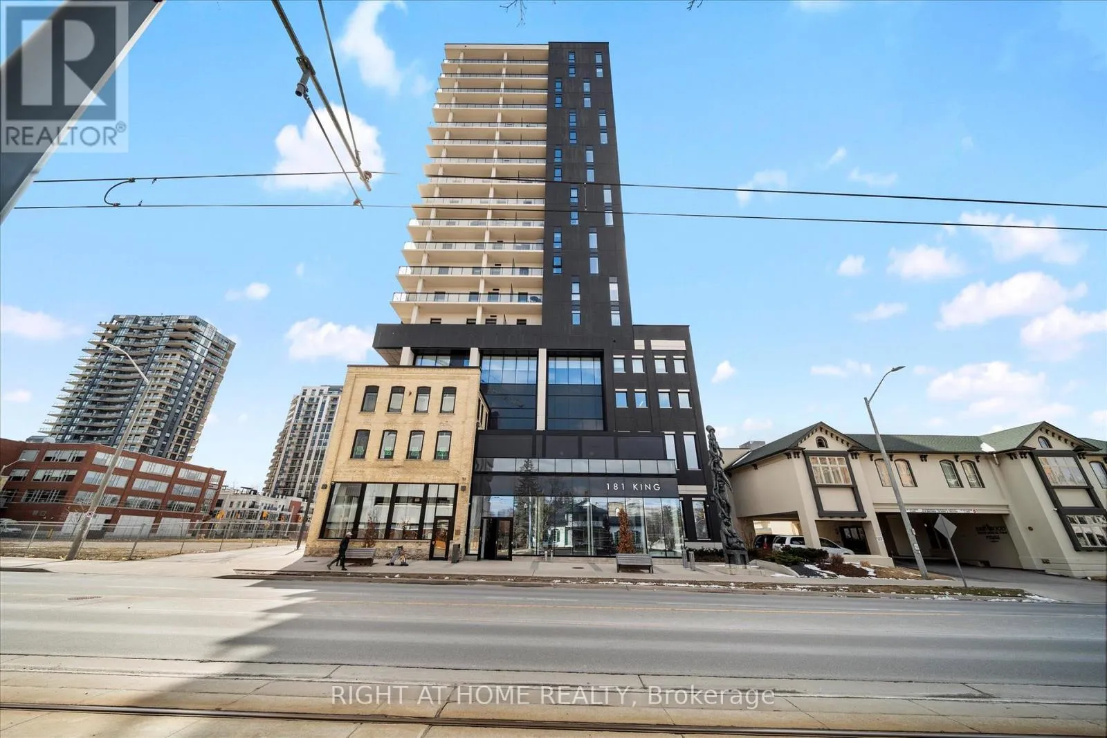 181 King Street South Unit 806, Waterloo