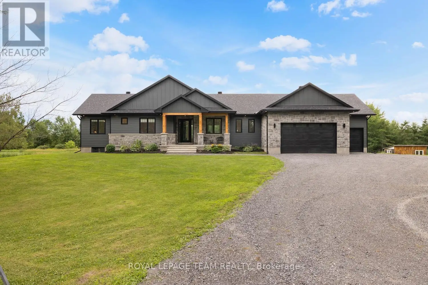 3783 Woodkilton Road, Ottawa