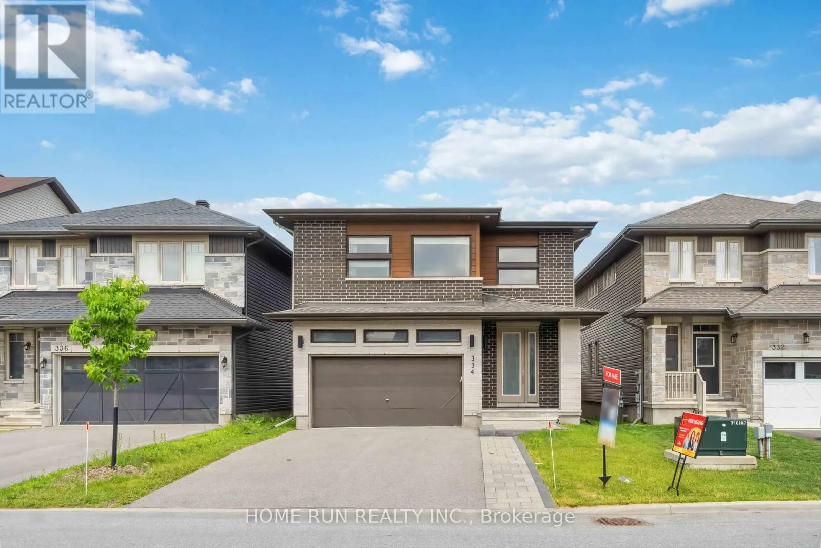 334 Haliburton Heights, Ottawa