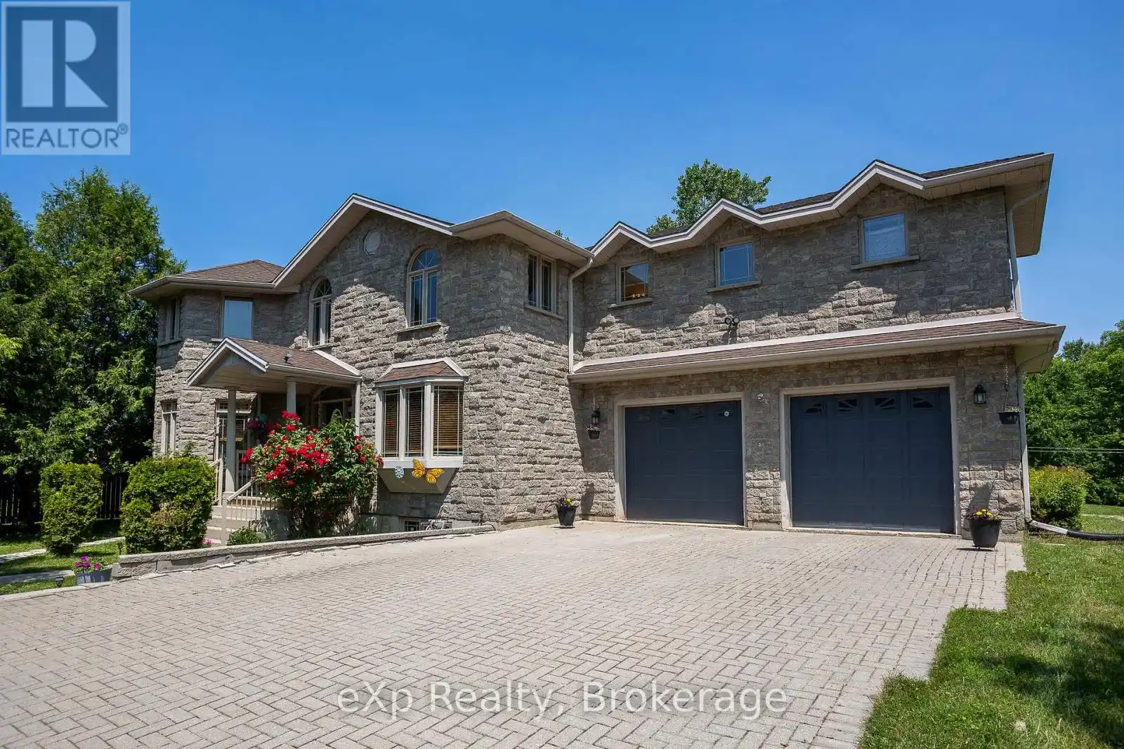 910 26th Street East, Owen Sound