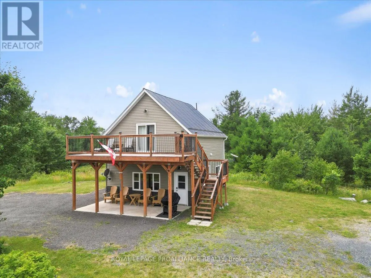 11251B Highway 41, Addington Highlands