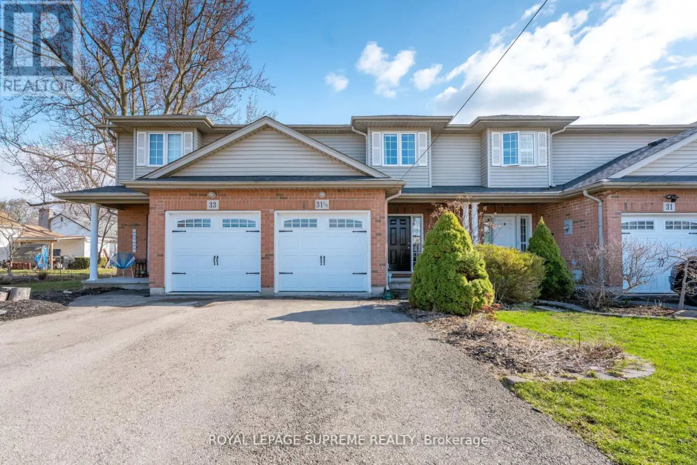 31 1/2 Thorold Road, Welland (Prince Charles)